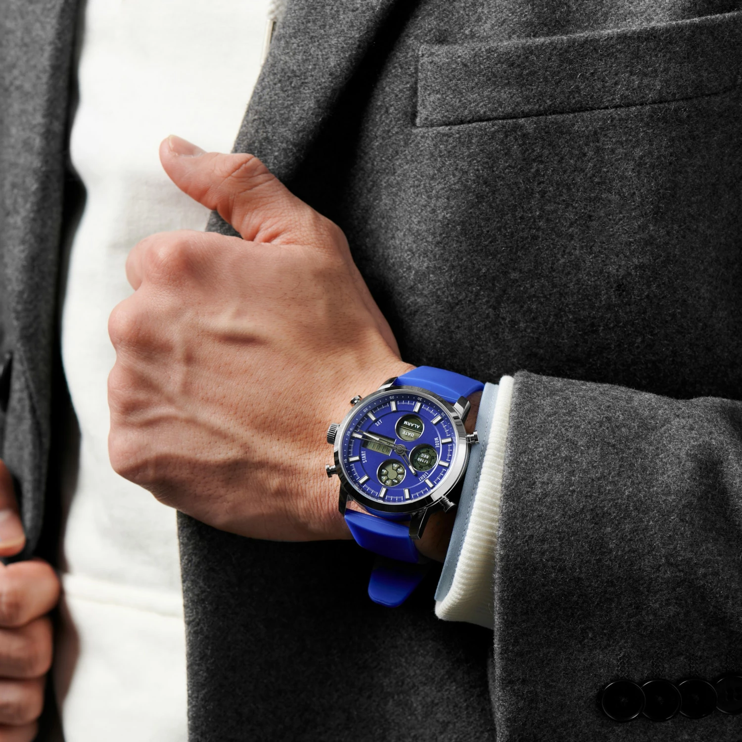 Cheap β€οΈ Seizmont Militum | Silver-Tone Stainless Steel Military Chronograph β Watch With Blue Dial π 7 Cheap β€οΈ Seizmont Militum | Silver-Tone Stainless Steel Military Chronograph β Watch With Blue Dial π - Image 5