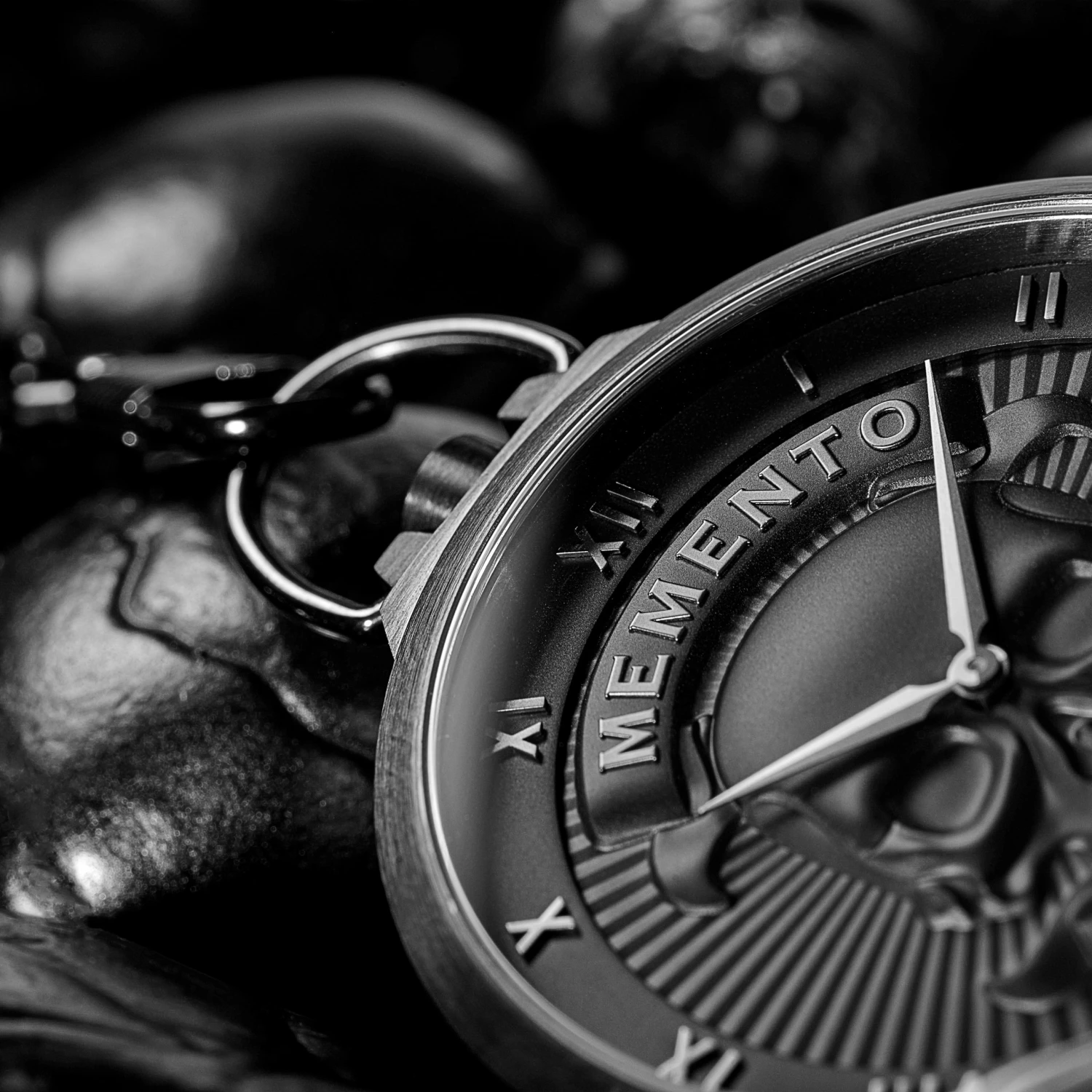 Top 10 π Lucleon Memento Mori | Black Stainless Steel Skull Pocket β Watch π 4 Top 10 π Lucleon Memento Mori | Black Stainless Steel Skull Pocket β Watch π - Image 2